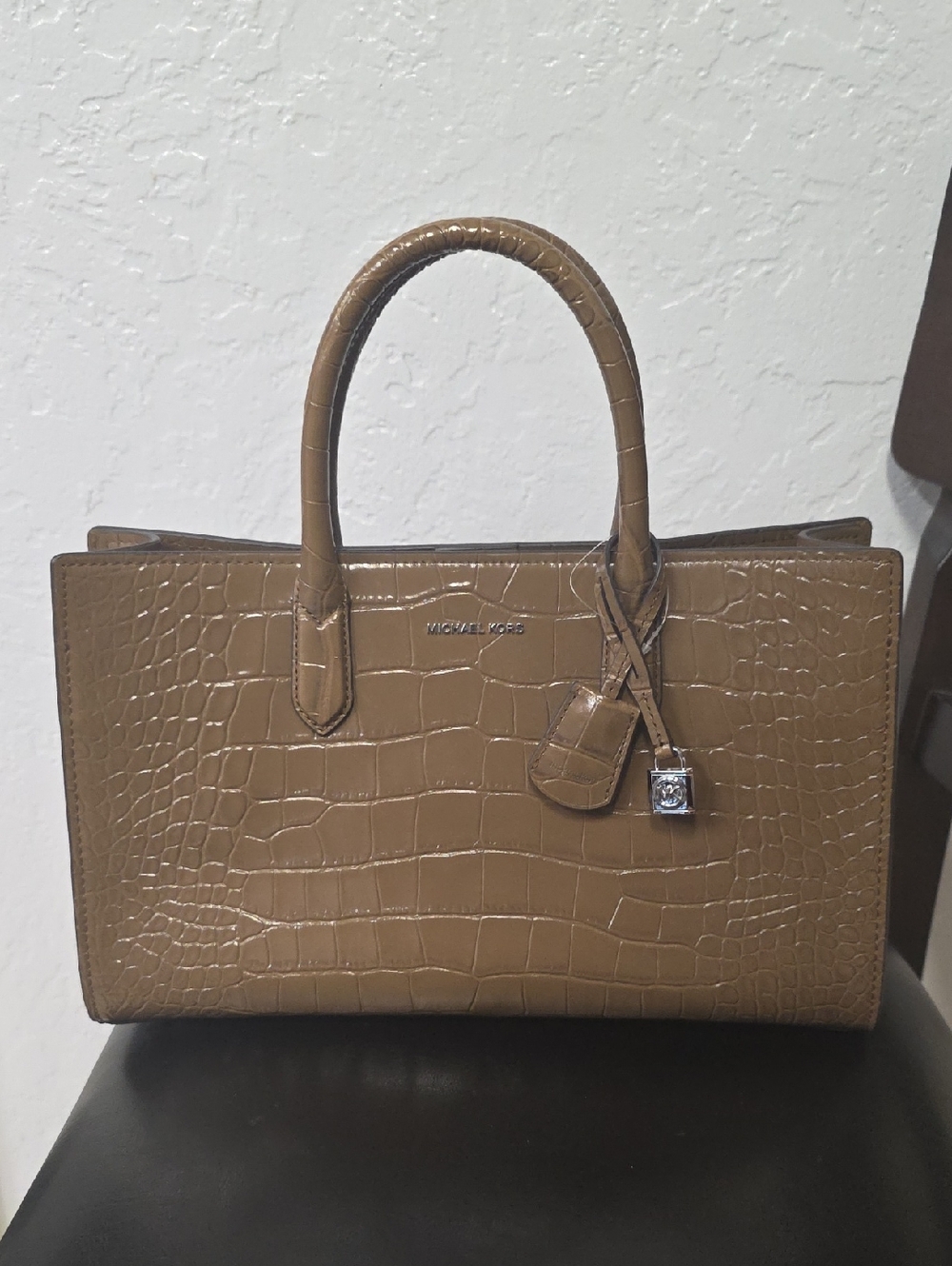 Michael Kors Scarlett Croc-Embossed